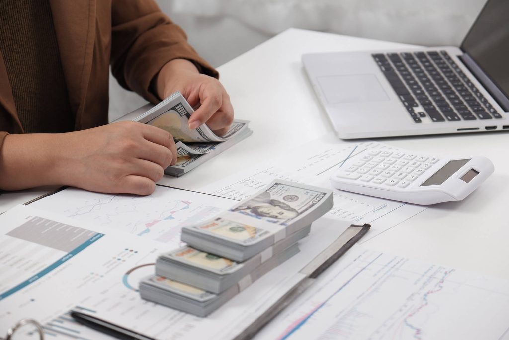The ideal accounting