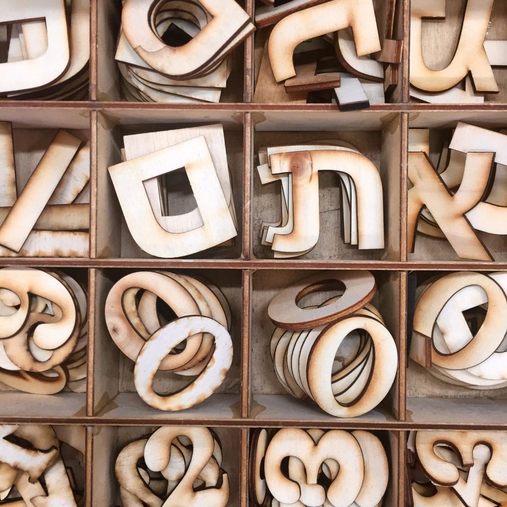 letters-TVTJTT3-compressed