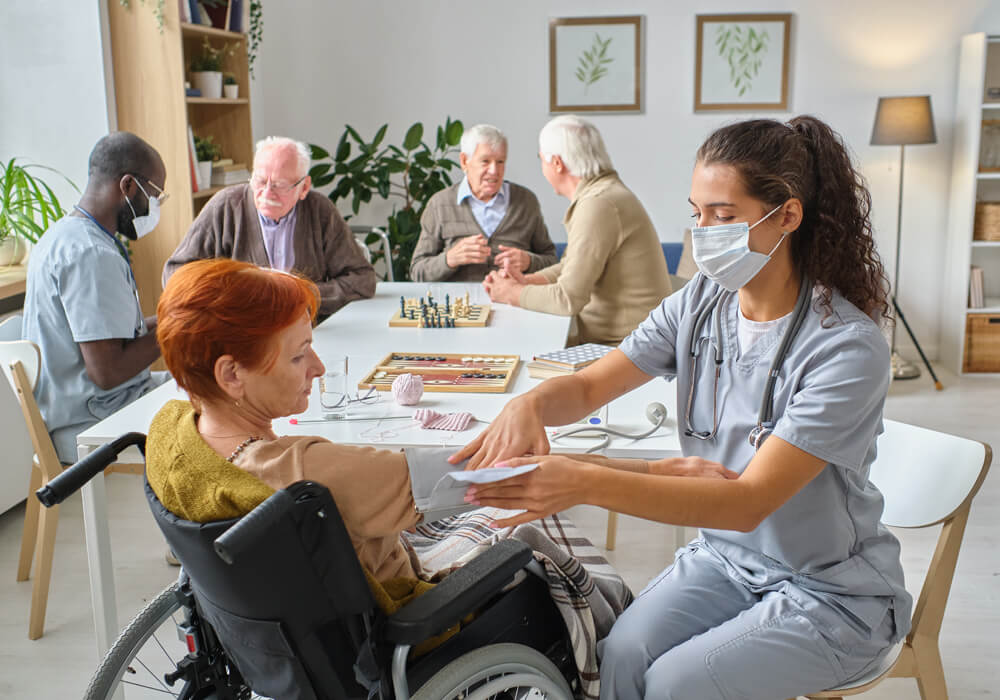 7 Topics You Should Be Training Your Caregiver On