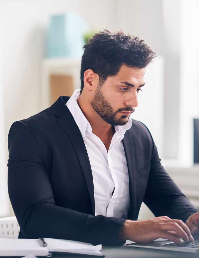 analyst-working-in-office-2021-09-24-03-29-20-utc